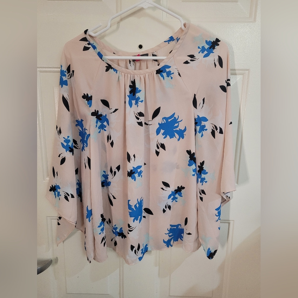 Vince Camuto Floral Kimono Sleeve Blouse Size Small‎